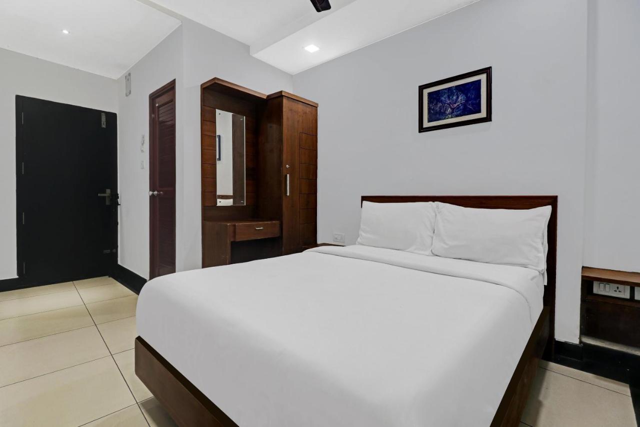 Kochi Oyo Townhouse 595 Majestic Inn מראה חיצוני תמונה