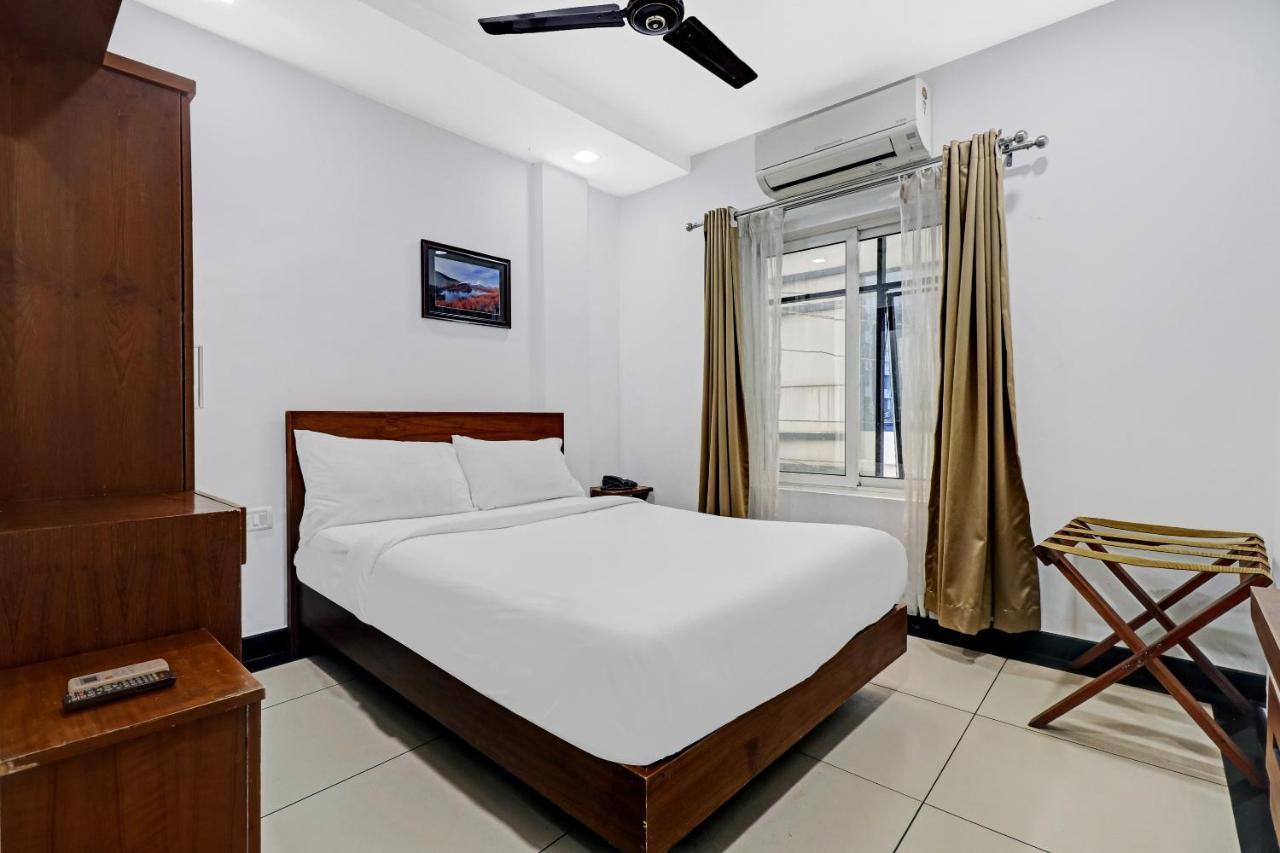 Kochi Oyo Townhouse 595 Majestic Inn מראה חיצוני תמונה